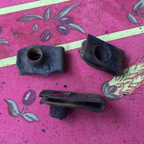 Klemme mit Gewinde - (Auto, KFZ, Metall)