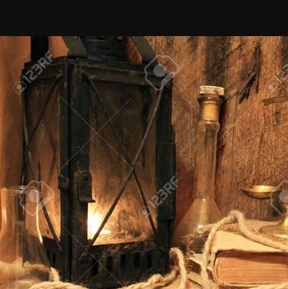 Die Lampe links im Bild - (Name, alt, Lampe)