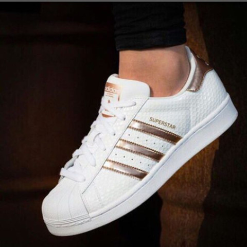 Wie heißen diese Rose Goldenen Adidas Superstars? (Schuhe ...