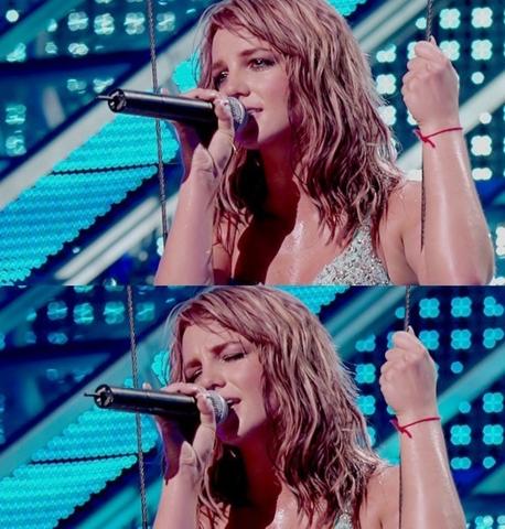Armband an der Hand - (Mode, Armband, madonna)