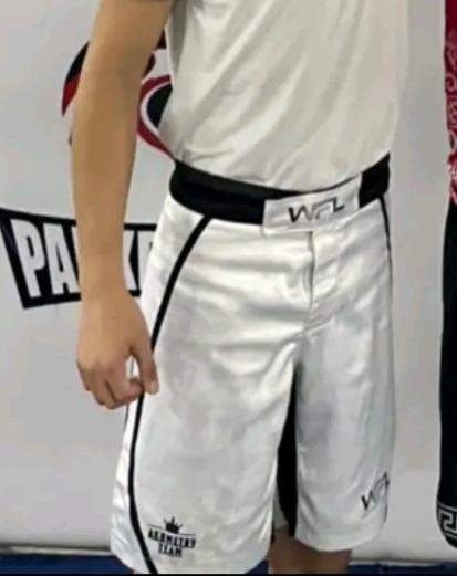 Wie heißen solche Hosen? (Junge, Hose, Kampfsport)
