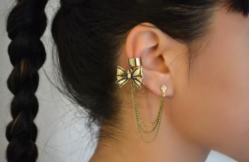 :) - (Kette, Ohrringe, Clip)