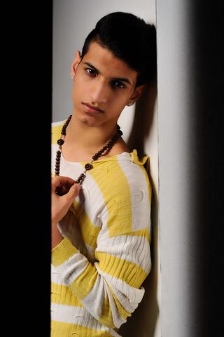 Wie heißt dieFrisur von Shahrukh Khan (Foto)? (Film, Haare, Frisur)