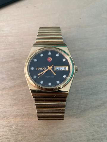 Wie heißt diese Uhr und hat sie einen gewissen Wert??