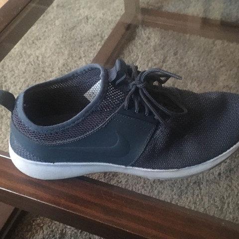 Wie heißt der Schuh - (Schuhe, Nike, Sneaker)