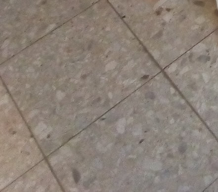 Wie heißt dieser Supermarktbodensteinbelag?