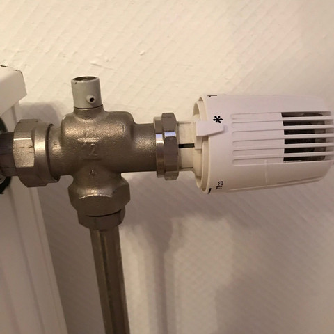 Wie Heisst Dieses Teil An Der Heizung Und Wo Kann Ich Sowas Kaufen Auto Und Motorrad Defekt Ventil