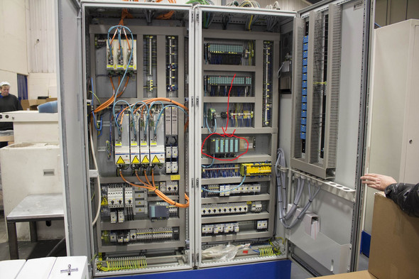 - (Technik, Elektronik, illig)