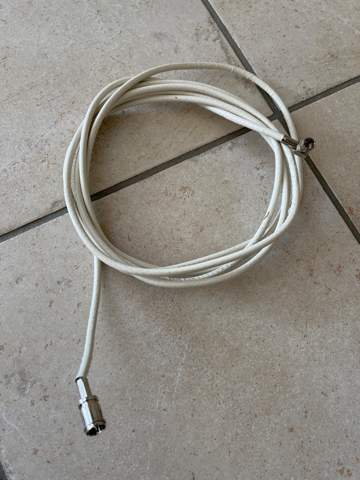 Wie heißt solch ein Kabel?