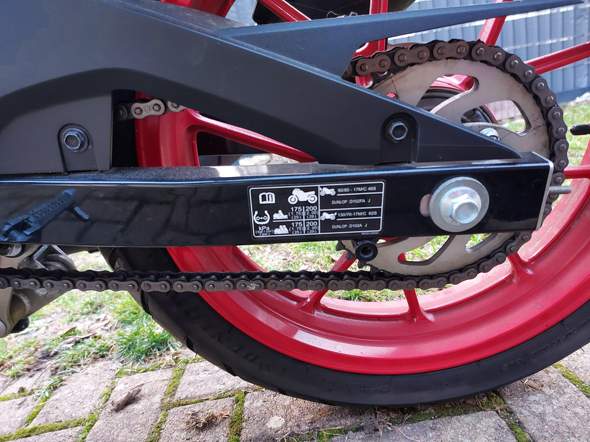 - (Technik, Motorrad, Mechanik)
