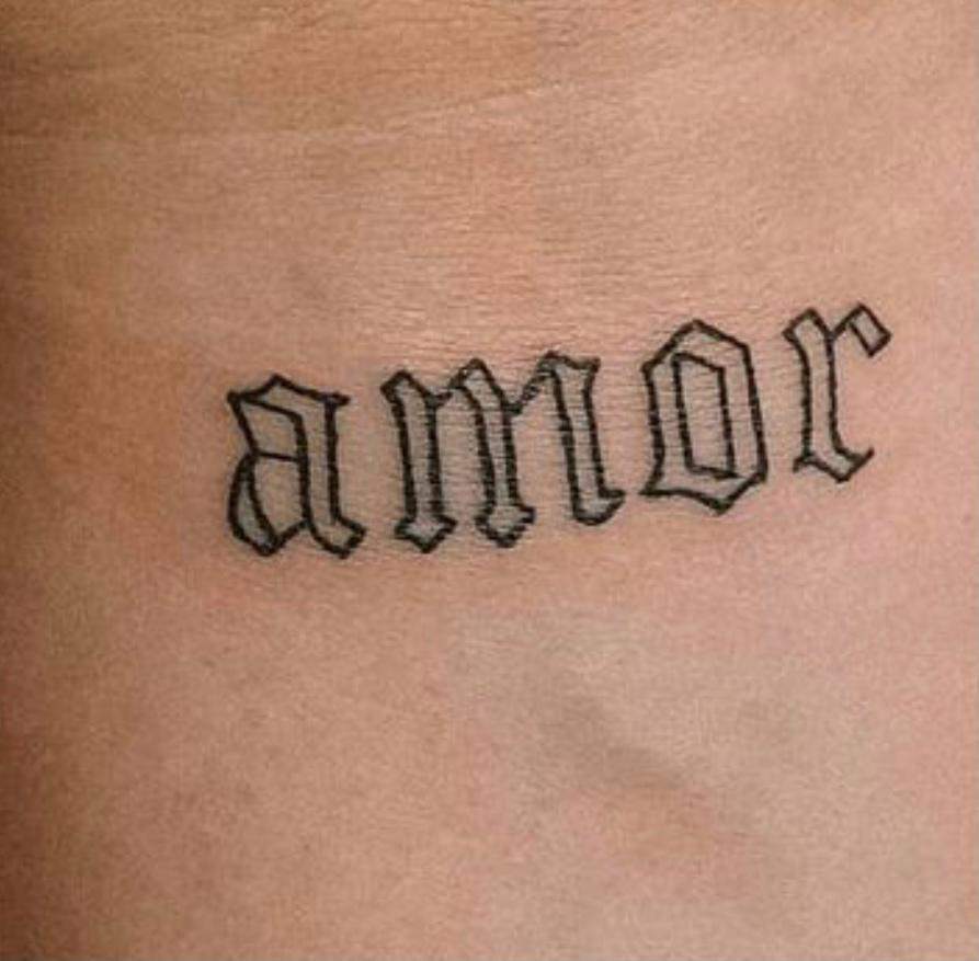 Wie ist die Tattooidee am Bauch? (Tattoo)
