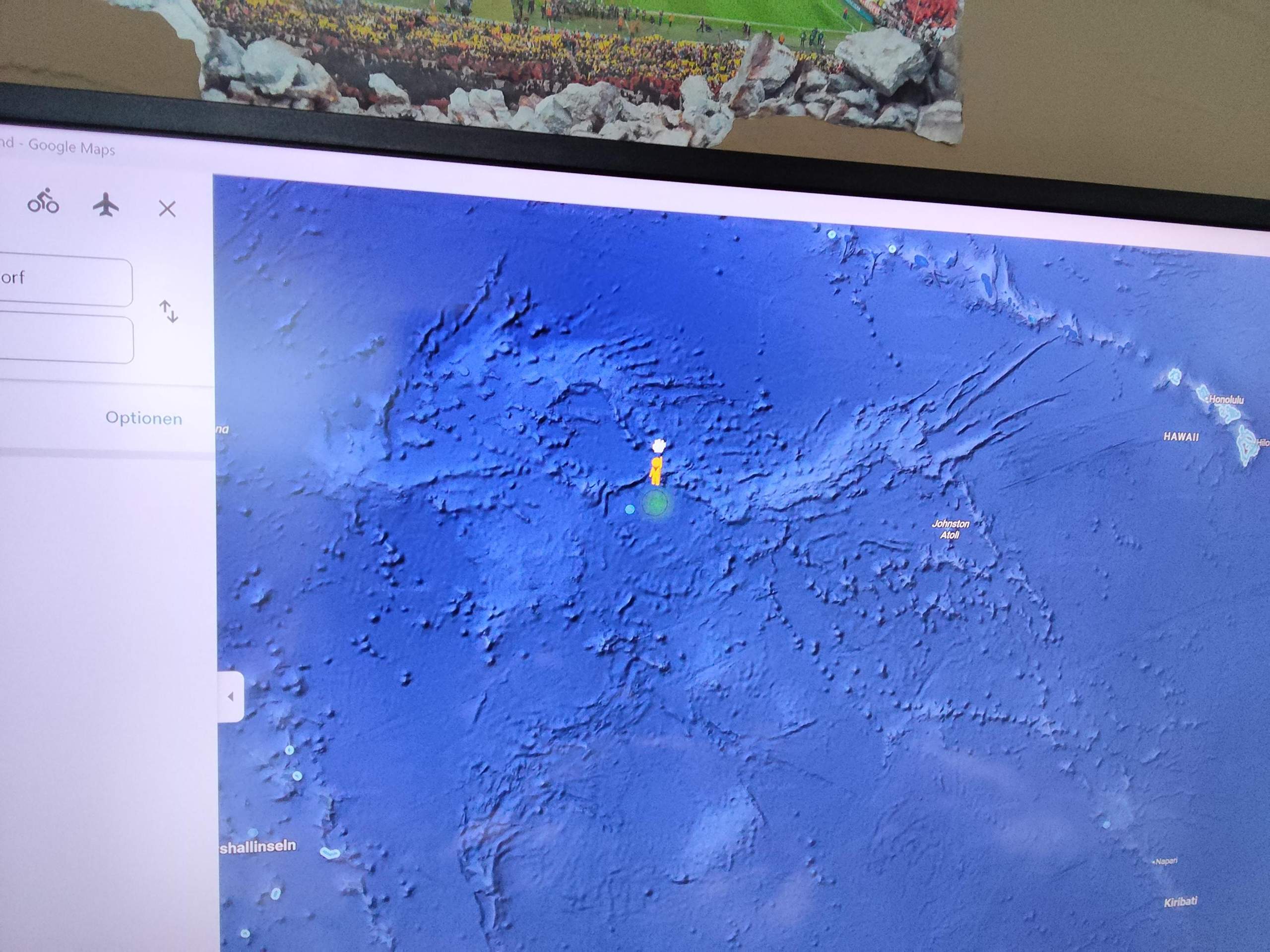 Wie kann das sein auf Google Maps da auf dem Punkt klickt das man bei ...