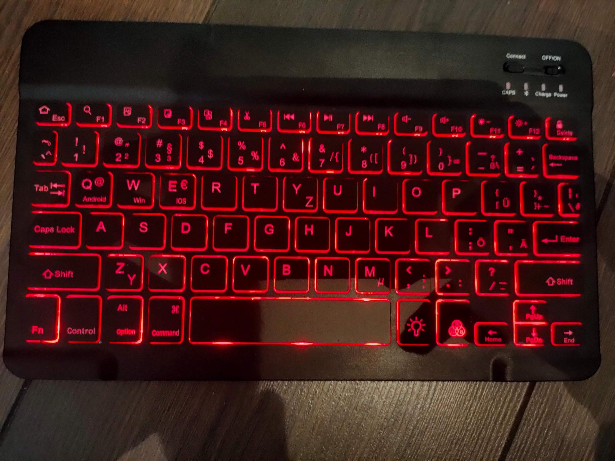 Wie kann ich bei der Tastatur ein @ Zeichen machen? (Computer, Technik, PC)