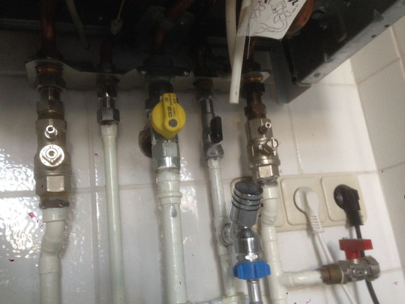 Wie Kann Ich Bei Meiner Therme Wasser Nachfullen Heizung Heimwerken Wasserdruck