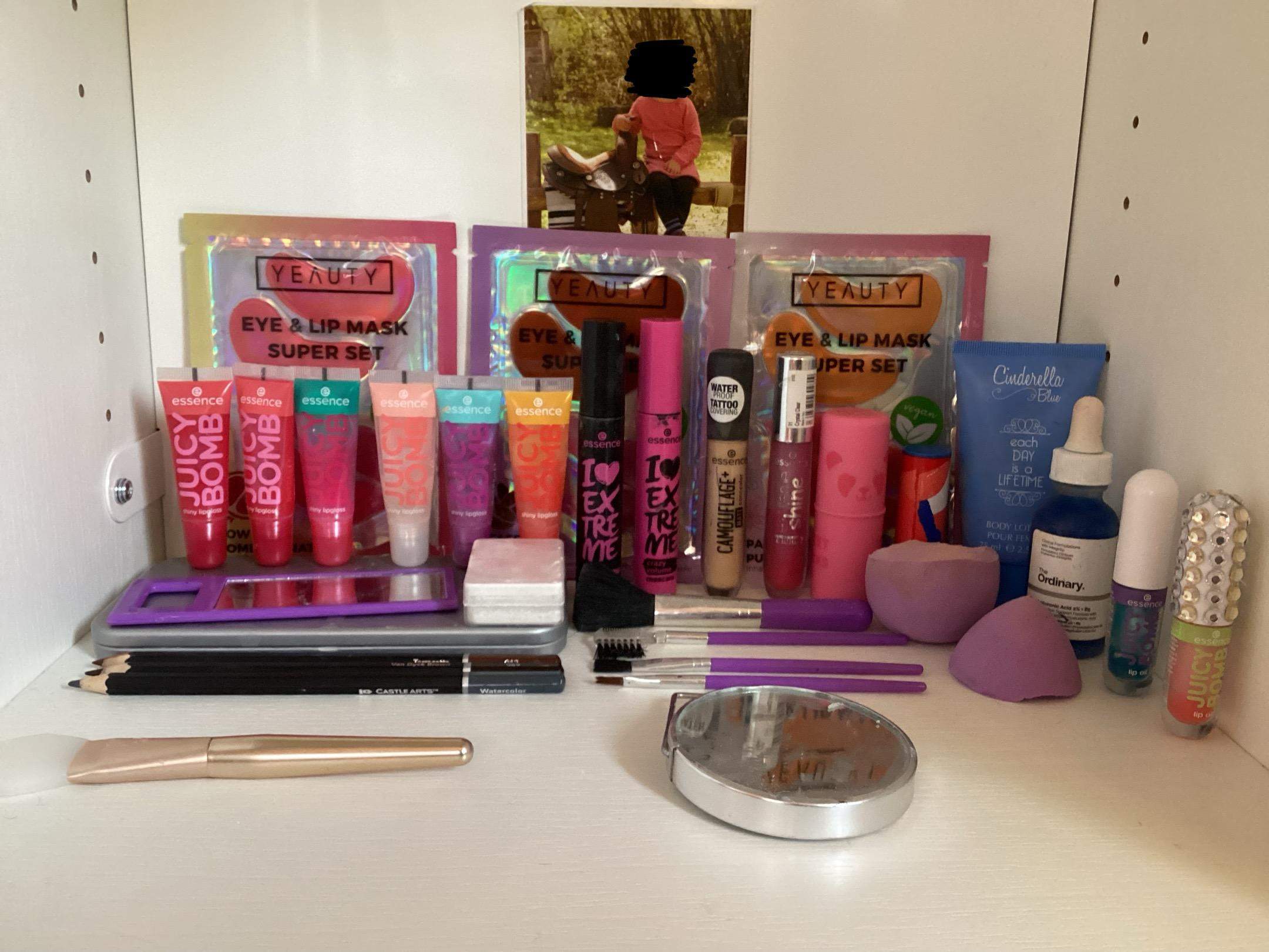 Chiroyli, nozik yapon ayol eshakda sikiladi