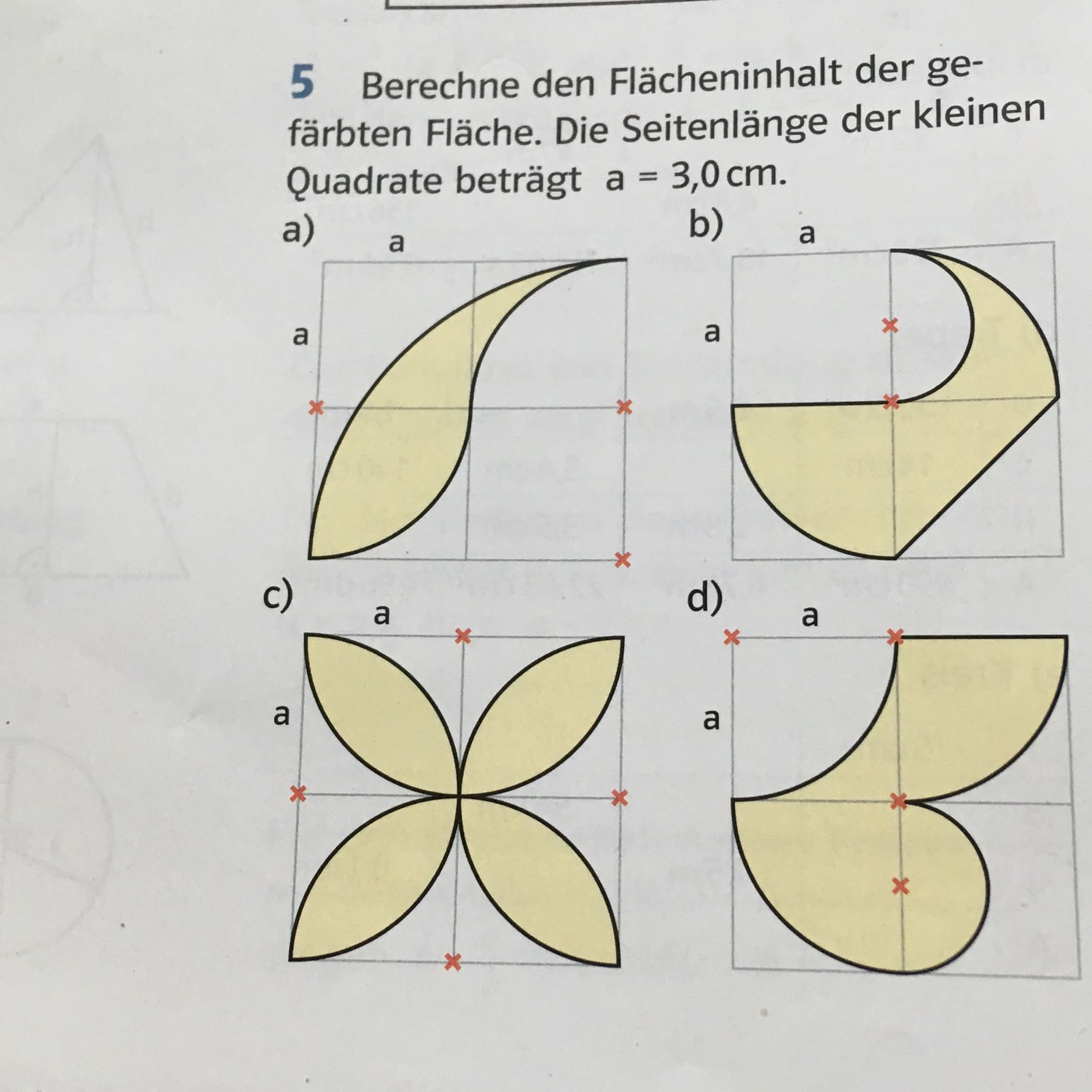 Wie Kann Ich Den Flächeninhalt Der Gefärbten Flächen Berechnen? (Mathe)