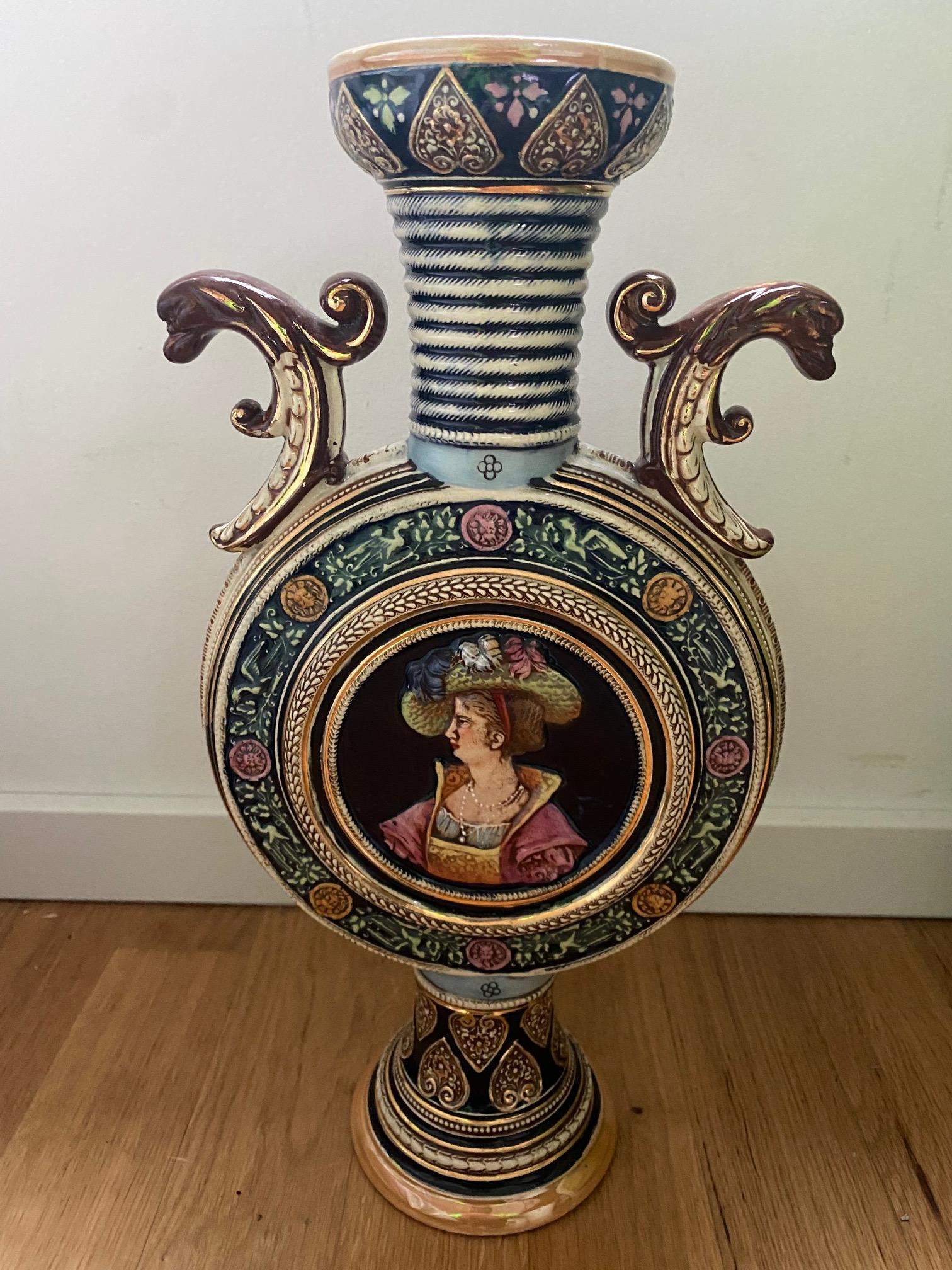 Wie kann ich den Wert dieser Vase ermitteln? (Antiquitäten, Antik, Porzellan)