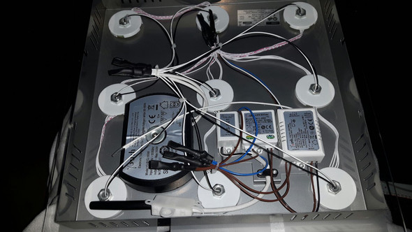 Wie kann ich meine neue Deckenleuchte anschließen? (Elektrik)