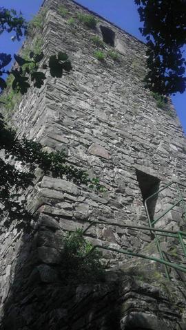 Bergfried Ruine Burg Koppenstein - (Facebook, Standort, Burg)