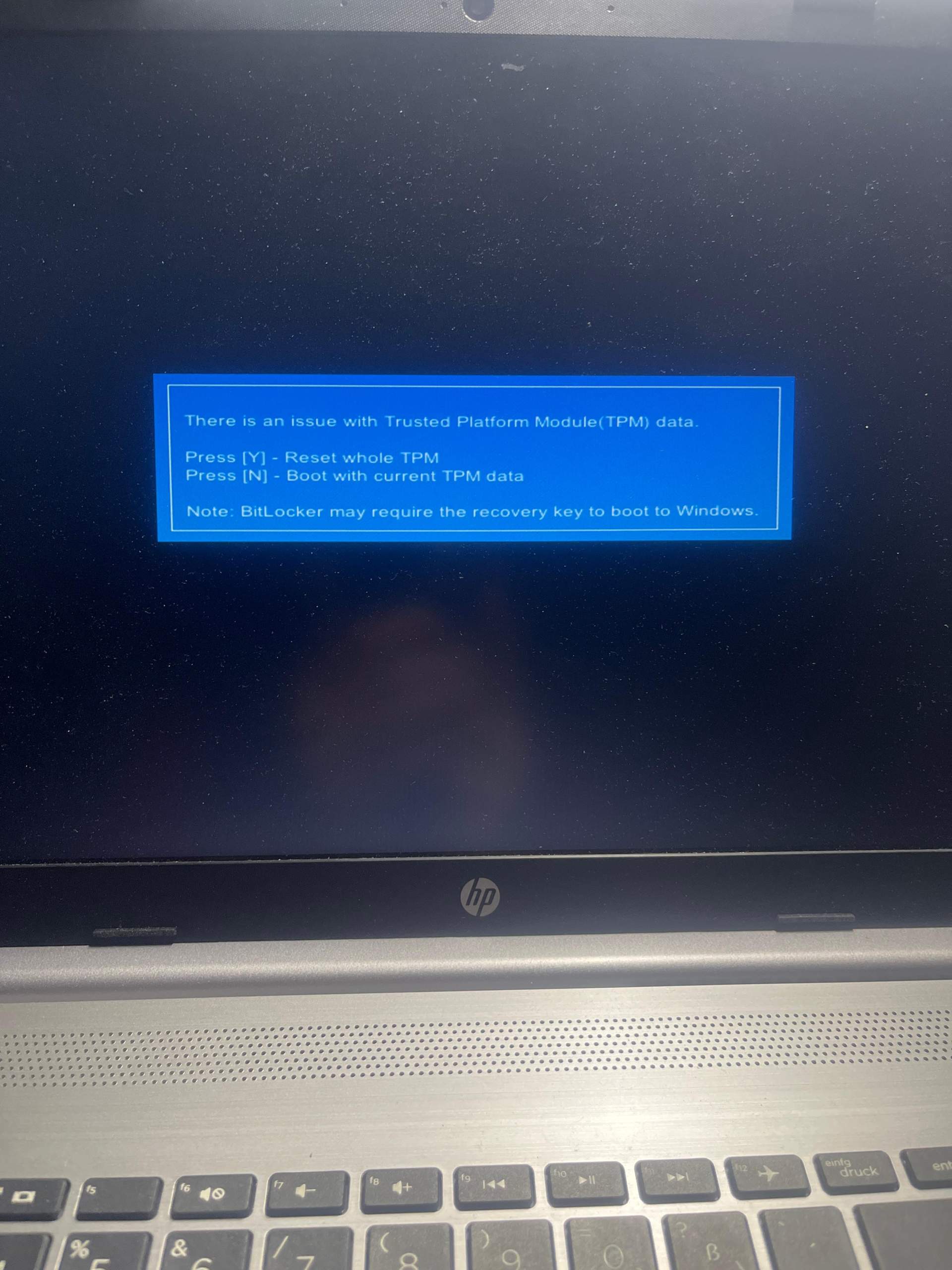 Wie kann man den Fehler beheben? TPM? (Windows, Microsoft, Laptop)
