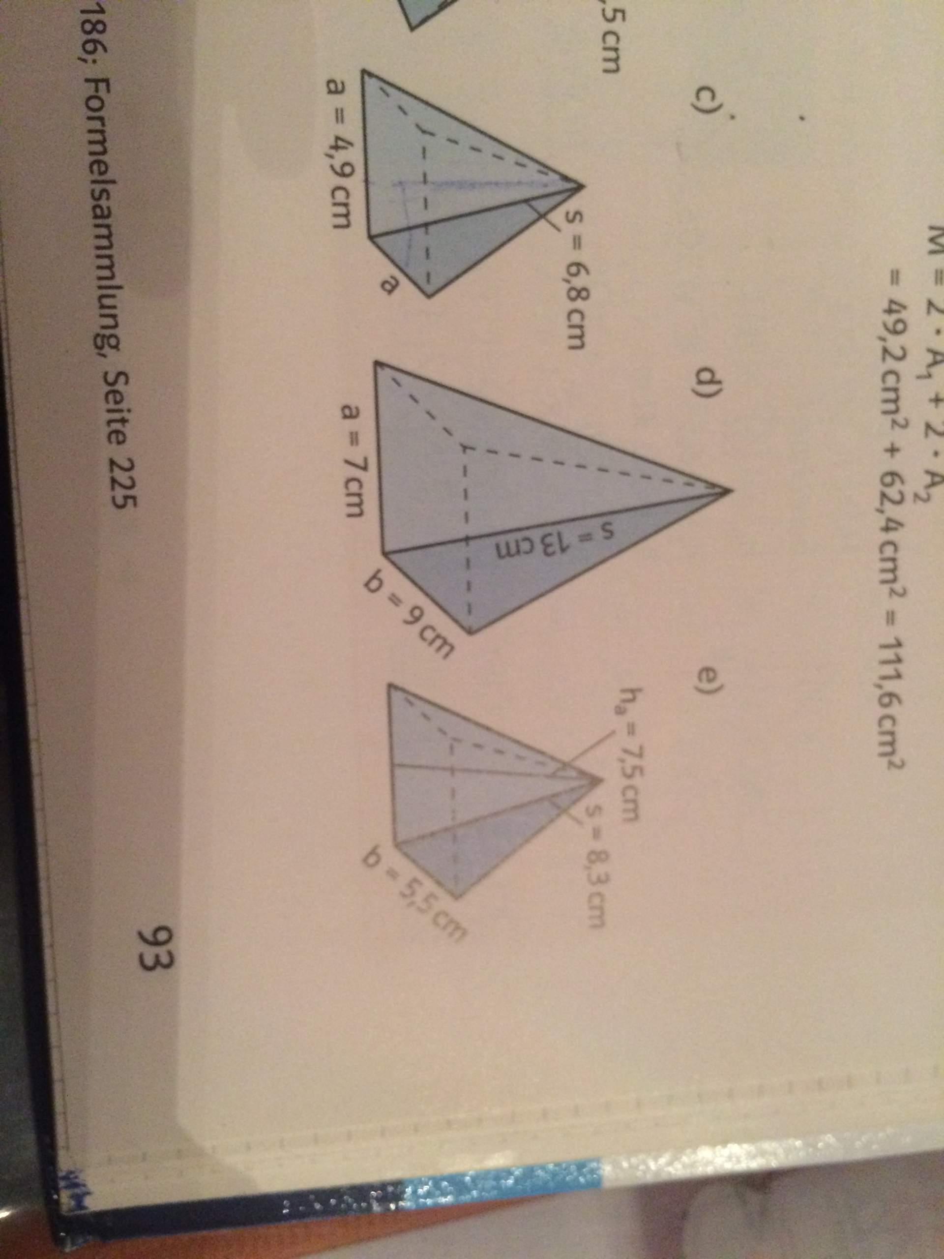 Wie kann man die Höhe des Pyramiden ausrechnen wenn man nur Seiten