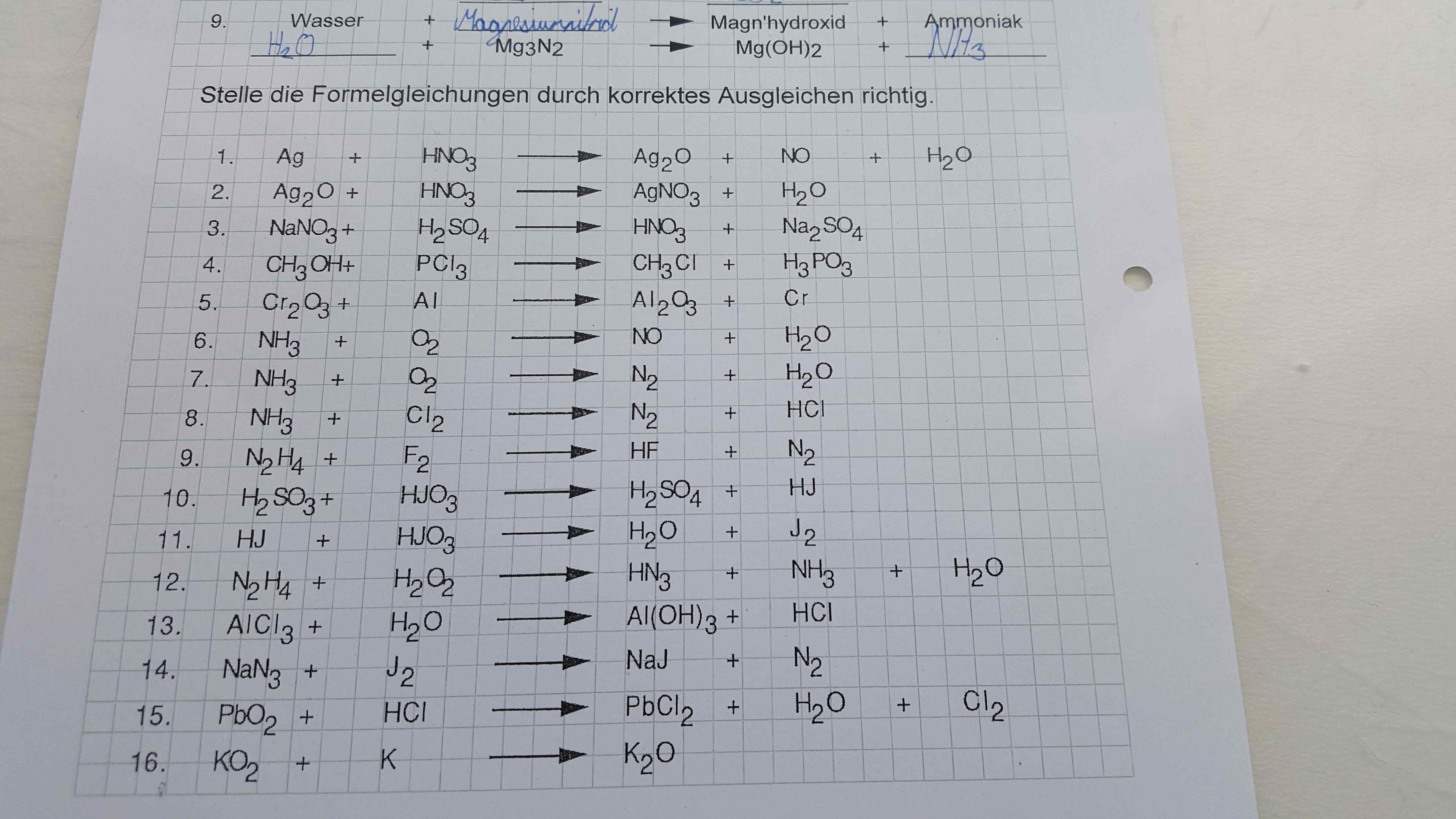 Wie kann man diese chemischen Gleichungen lösen? (Schule, Chemie)