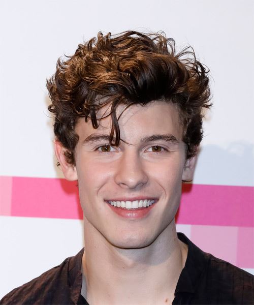 Wie Kann Man Diese Frisur Detaillierter Beschreiben Haare Friseur Hairstyle