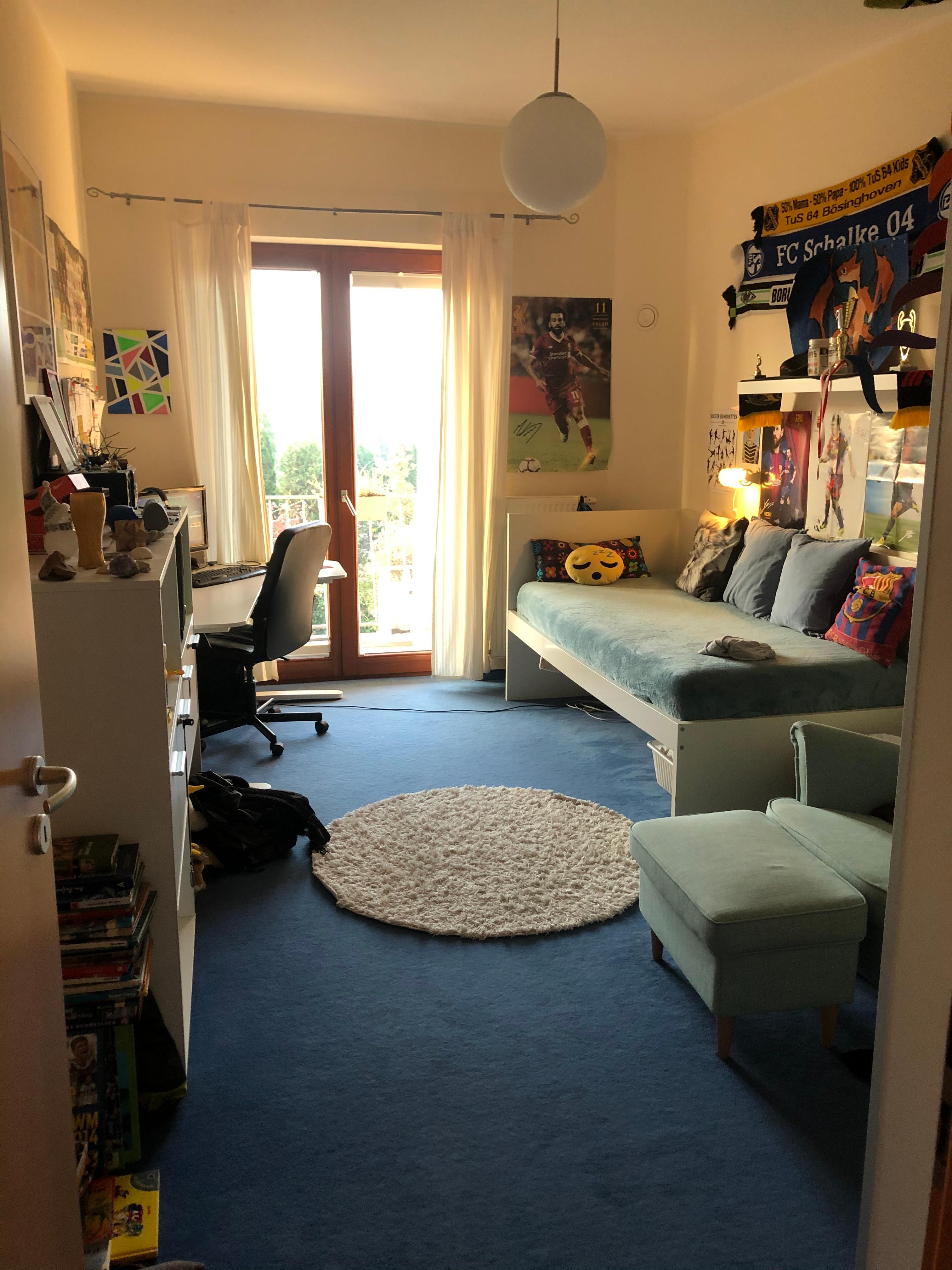 Wie könnte hier noch ein Fernseher reinpassen? (TV, Zimmer ...