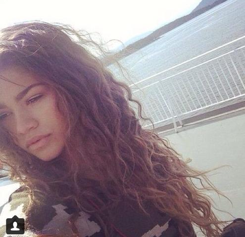 Wie Kommt Man Zu Solchen Locken Haare Beauty Kosmetik