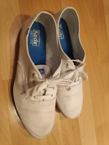 Wie kriege ich diese Schuhe bis morgen sauber?