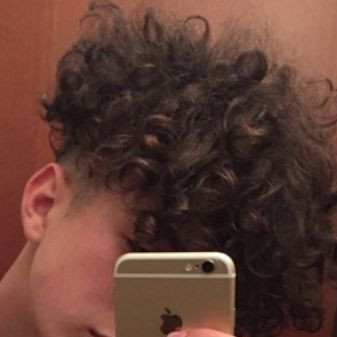 Locken
Dauerwelle - (Jungs, Männer, Haare)