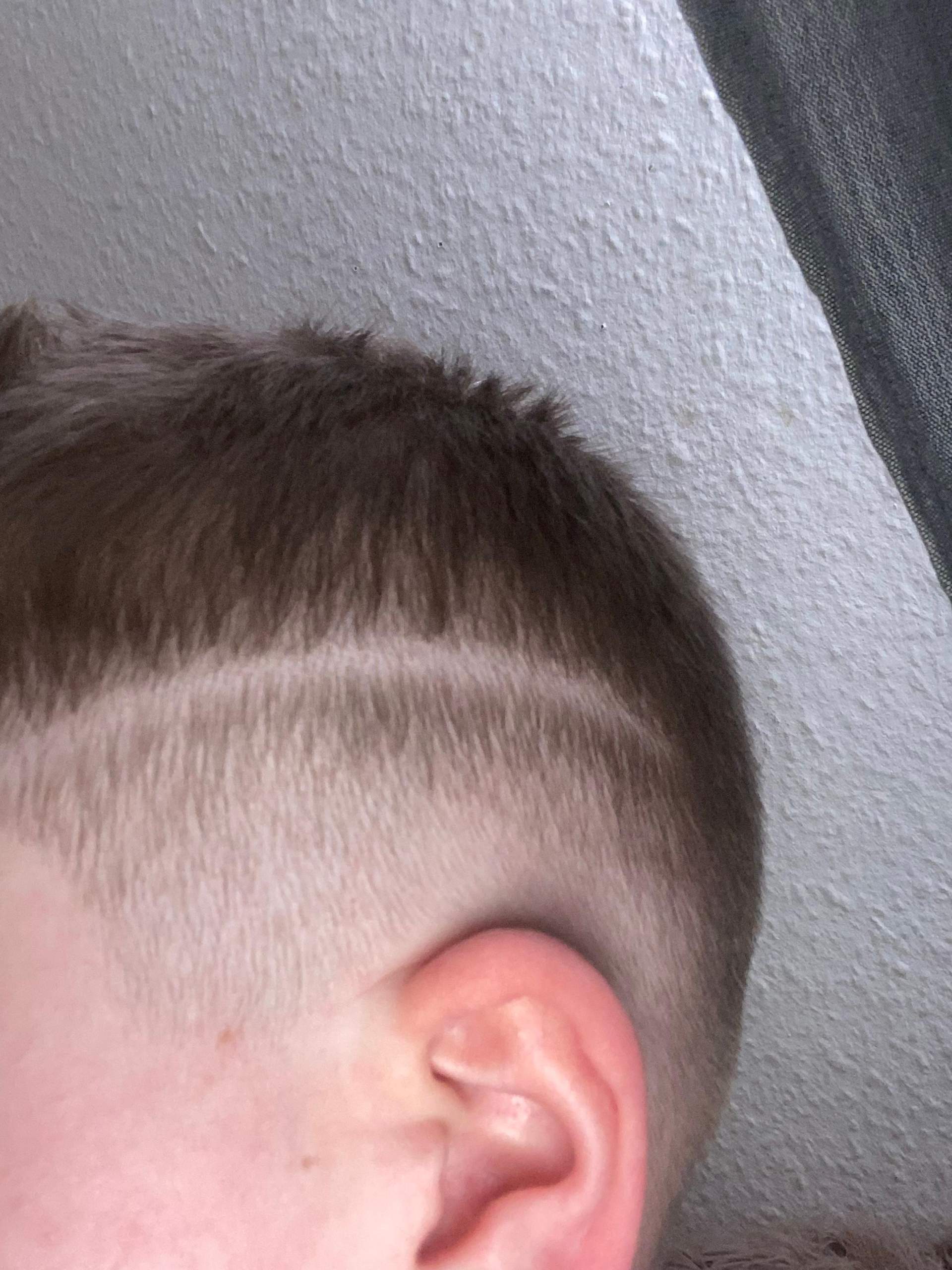 Wie Lange Dauert Es Bis Farbe Rausgewachsen Ist wie lange dauert es bis so ein strich aus den haaren rauswächst? (Jungs