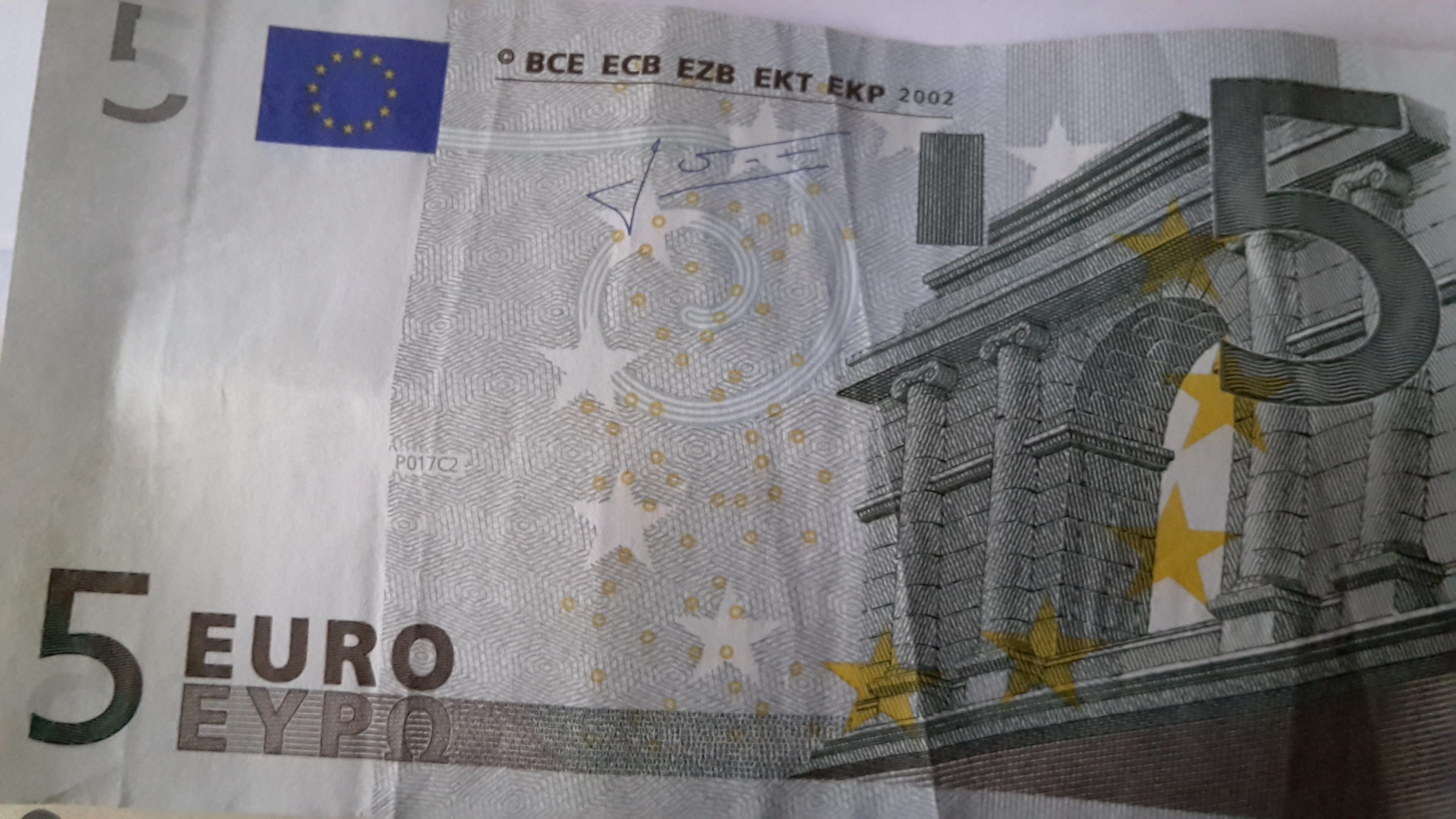 Wie Lange Kann Ich Noch Mit Dem Alteren 5 Euro Schein Bezahlen Geld Gesetz Wirtschaft