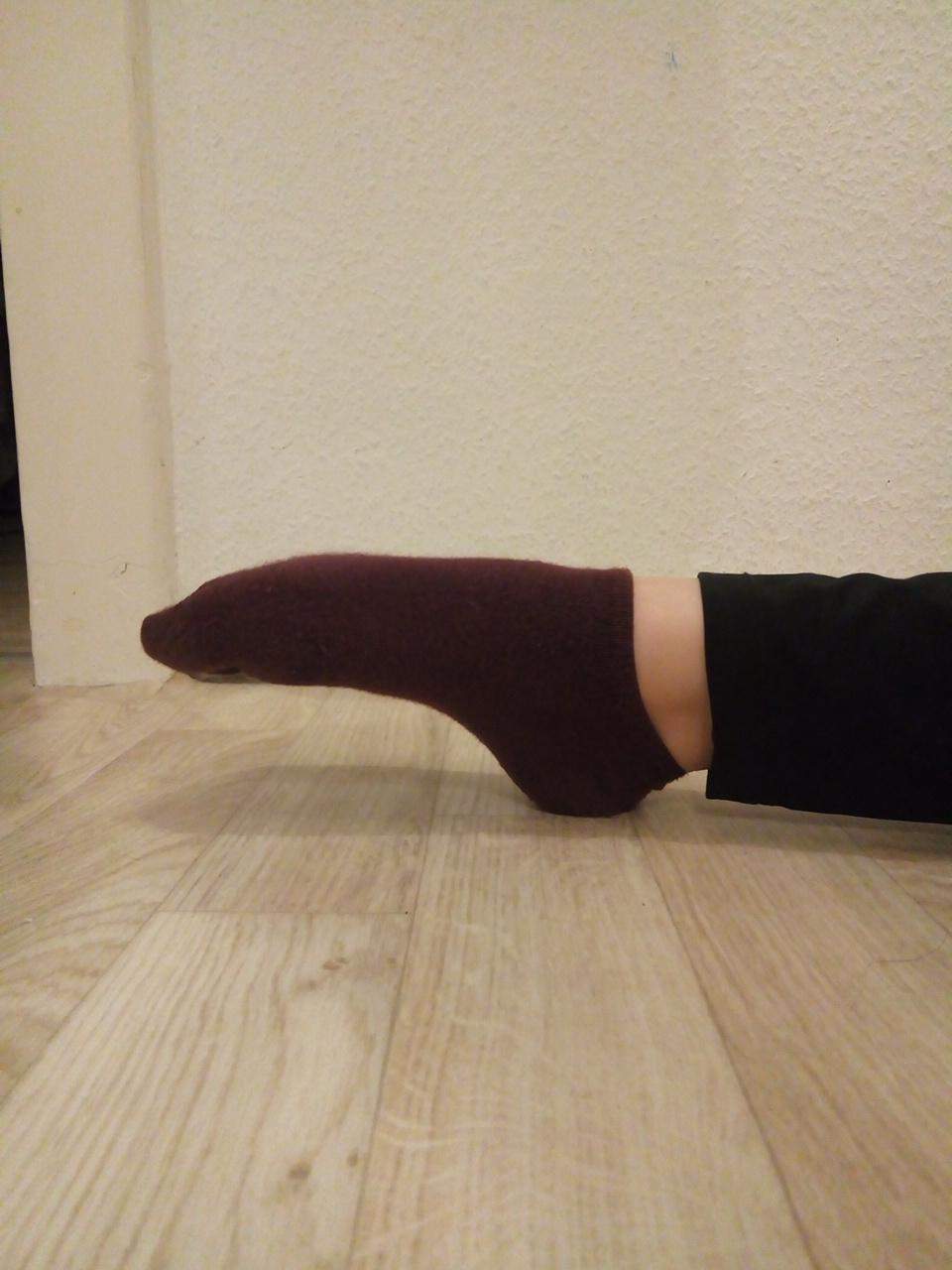Wie lange muss ich mich noch dehnen bis meine Zehen den Boden berühren? (tanzen) Wie lange muss ich mich noch dehnen bis meine Zehen den Boden berühren? (tanzen)
