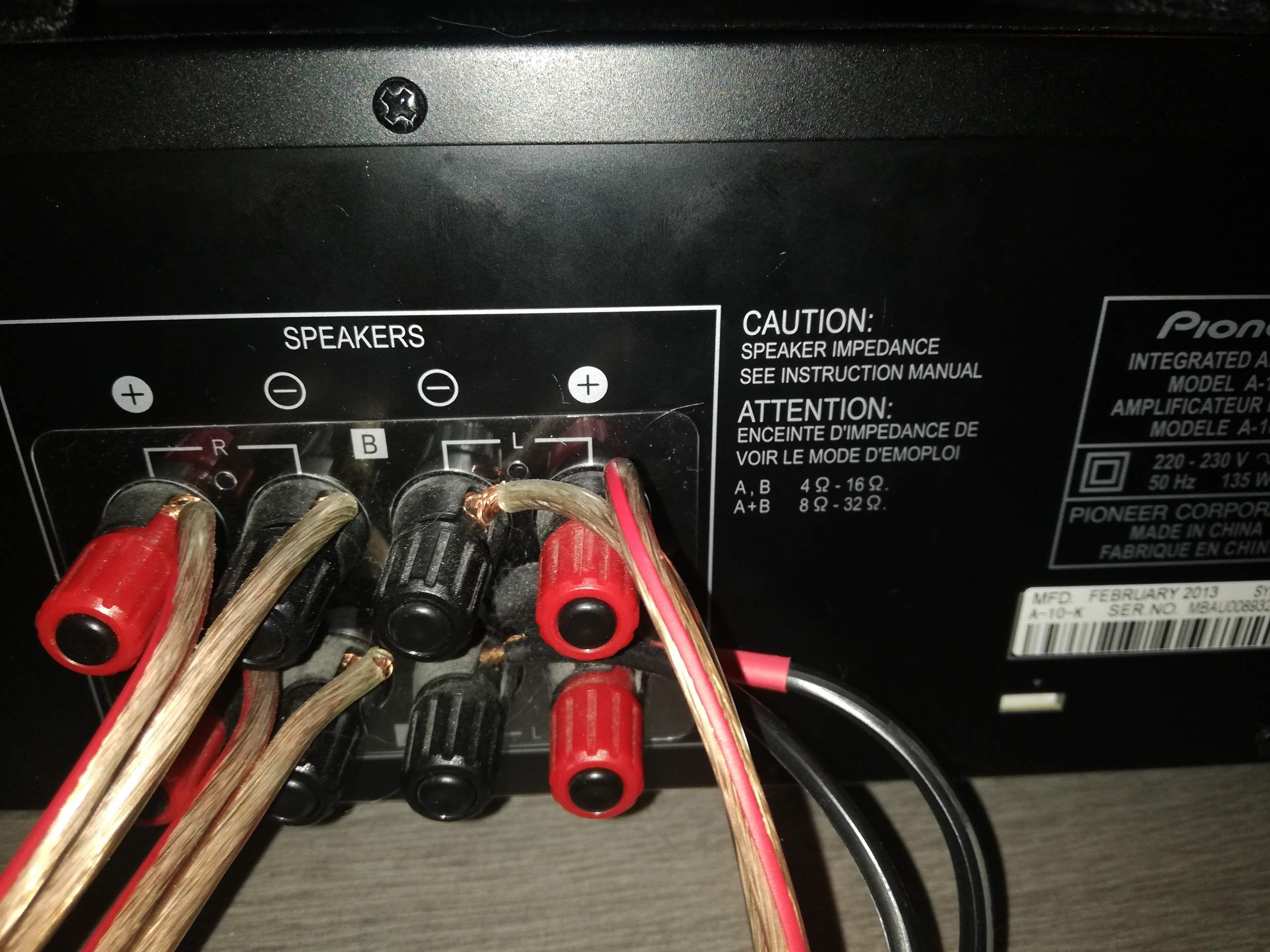 Wie Lautsprecher anschließen? (Computer, Technik, Musik)