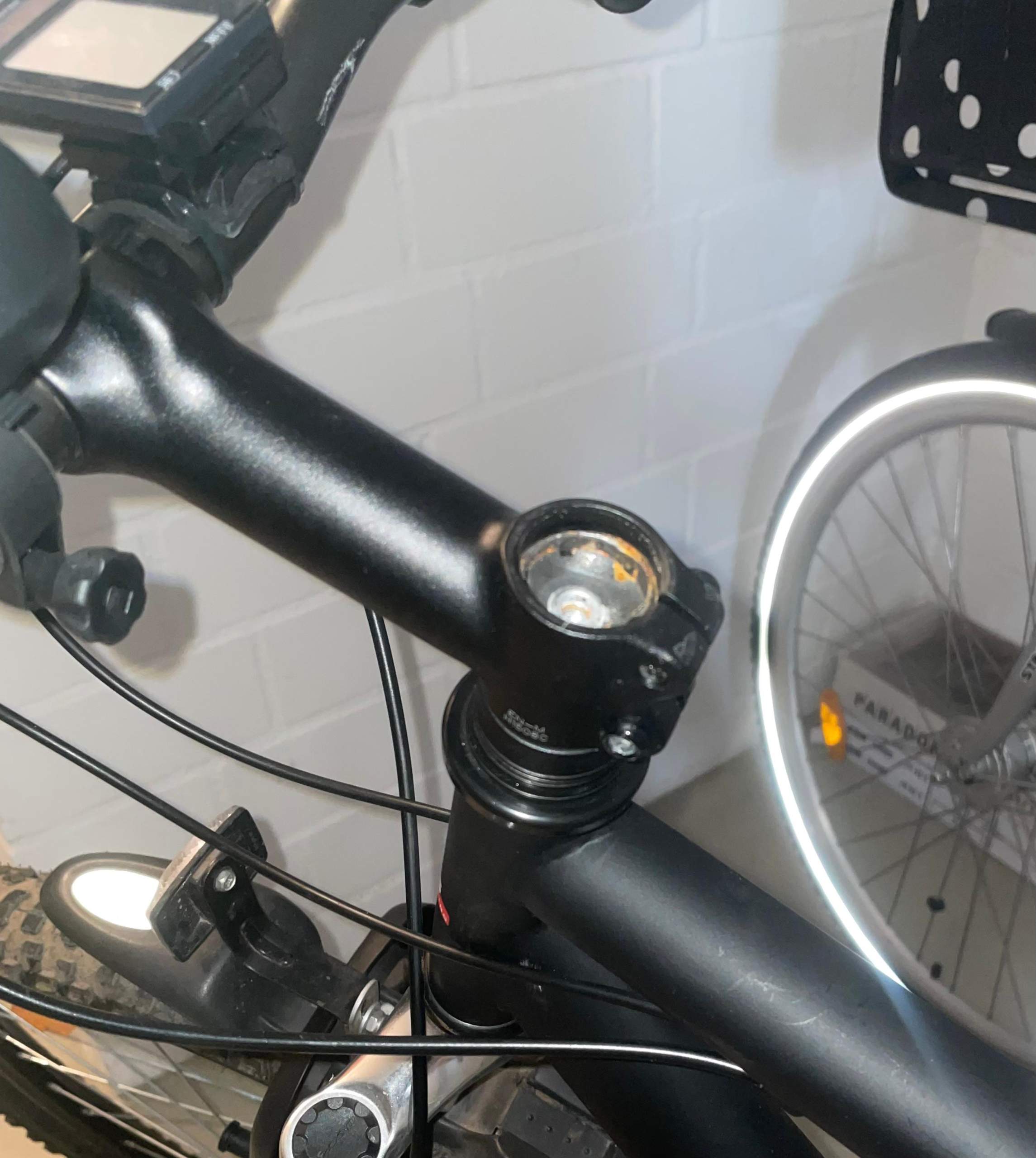 Wie Lenker hier höher stellen? (Reparatur, Mountainbike, Schaltung)