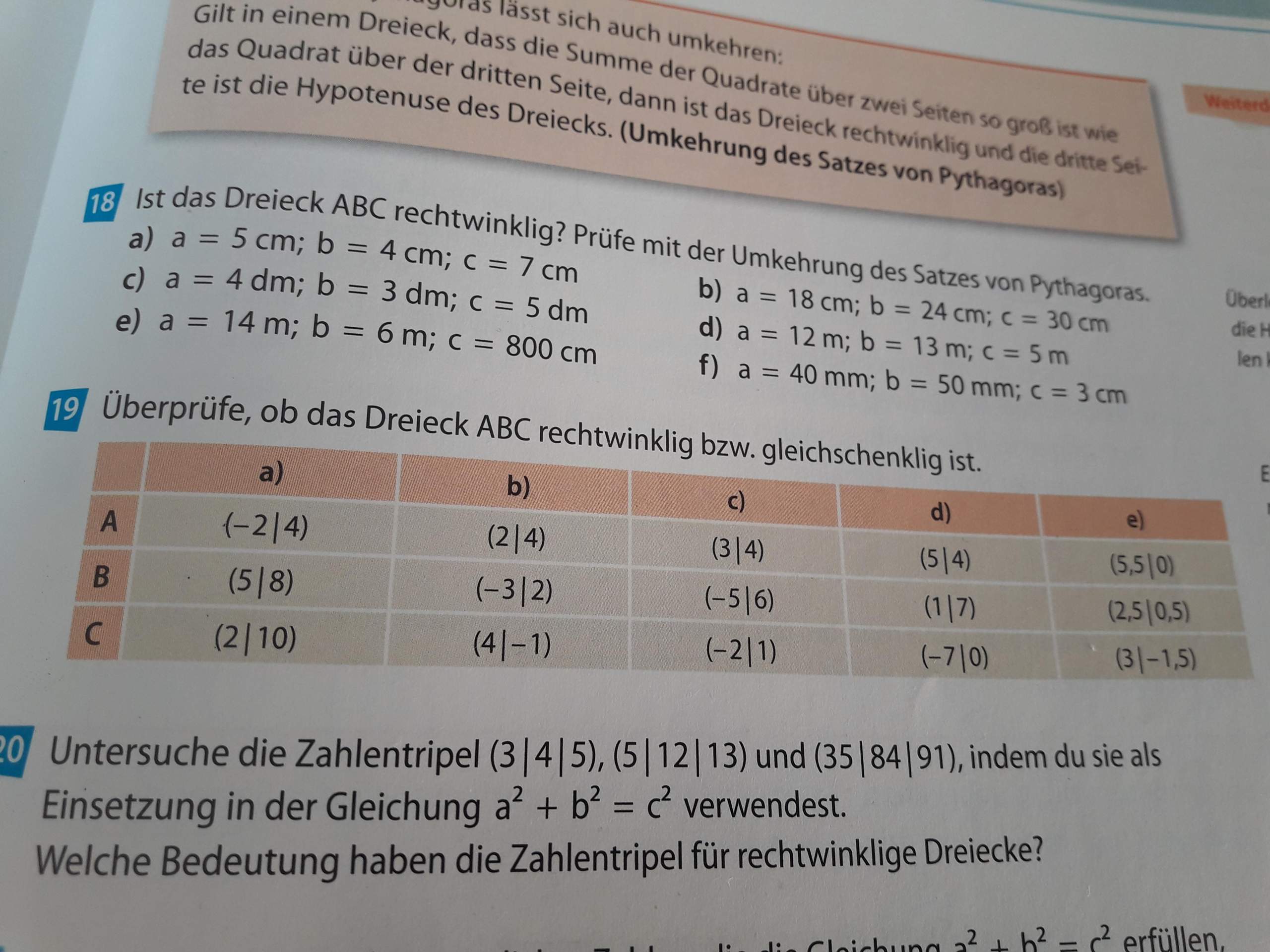 Wie löst man diese Tabelle zur Überprüfung von Dreiecken