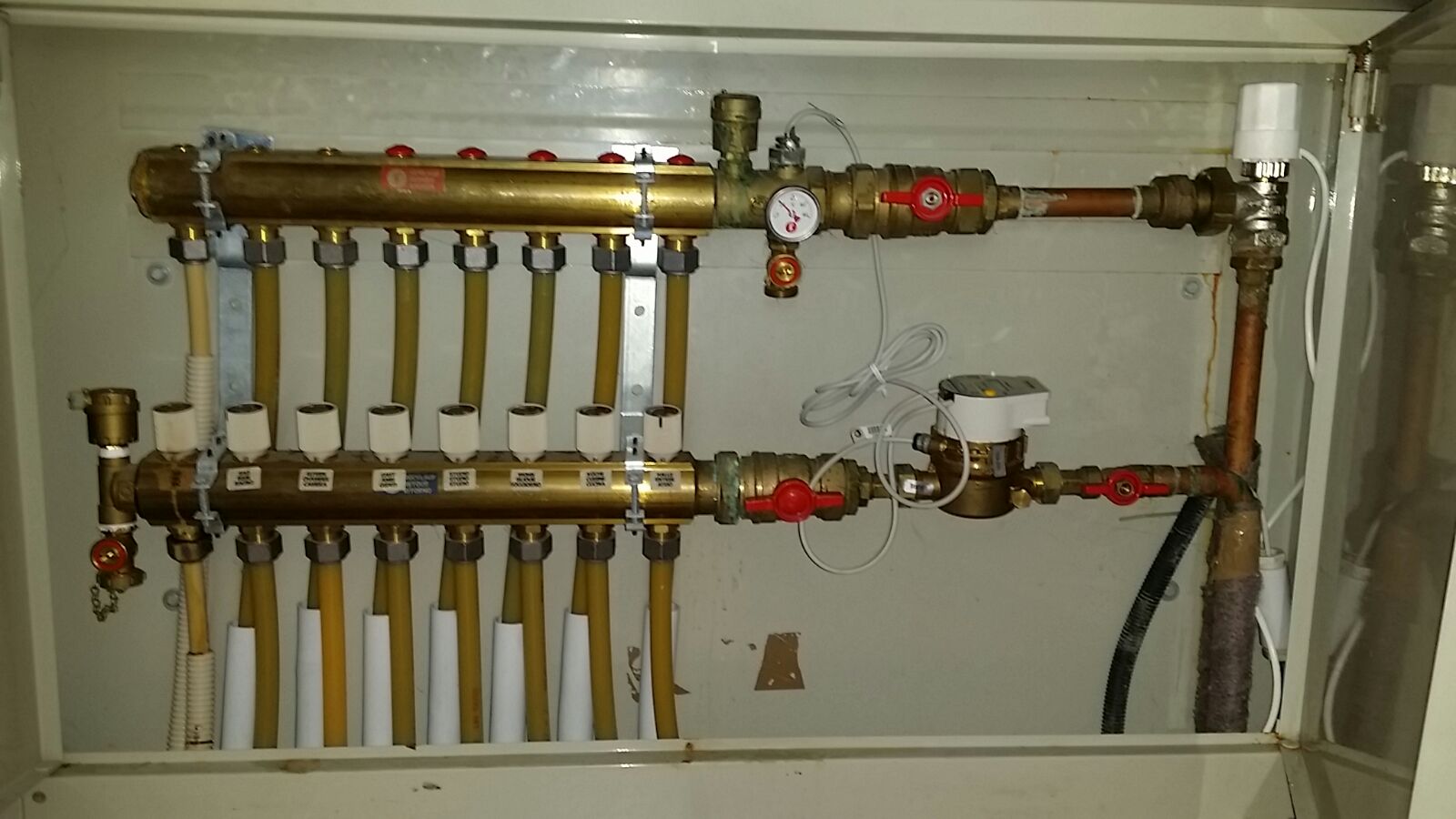 wie mache ich die fussbodenheizung an? (Heizung)