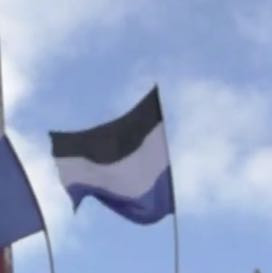 Wie Mache Ich Eine Fahne Furs Stadion Fussball Nahen Stoff