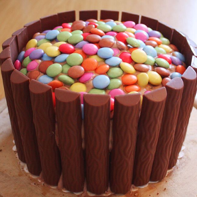 Wie mache ich einen Duplo Kuchen? (Geburtstag, Rezept) Wie mache ich einen Duplo Kuchen? (Geburtstag, Rezept)