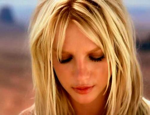 Wie Macht Man Diese Britney Spears Frisur Haare Stars Styling