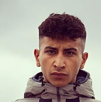 - (Haare, Friseur)