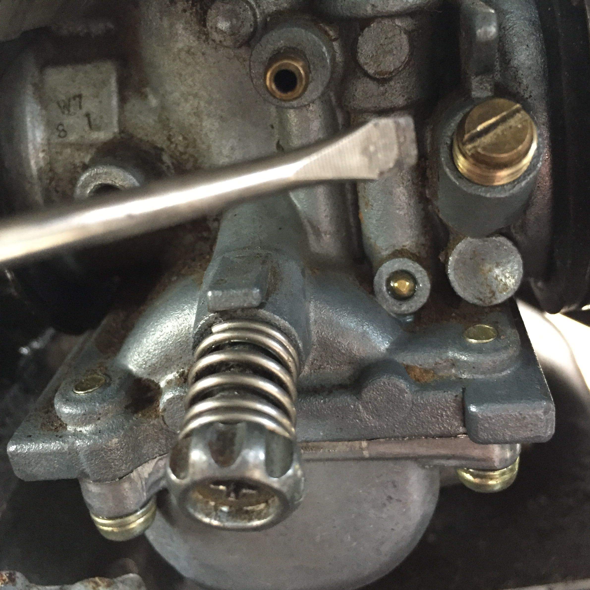 Wie Mikuni Vergaser richtig einstellen? (Motorrad, Yamaha, Zweitaktmotor) Wie Mikuni Vergaser richtig einstellen? (Motorrad, Yamaha, Zweitaktmotor)