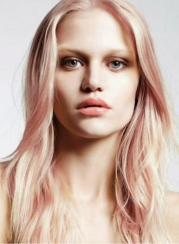 Rosé Gold - (Haare, Farbe, Frisur)