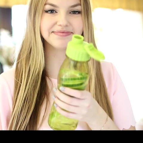 Ich möchte nämlich so eine haben - (Flasche)