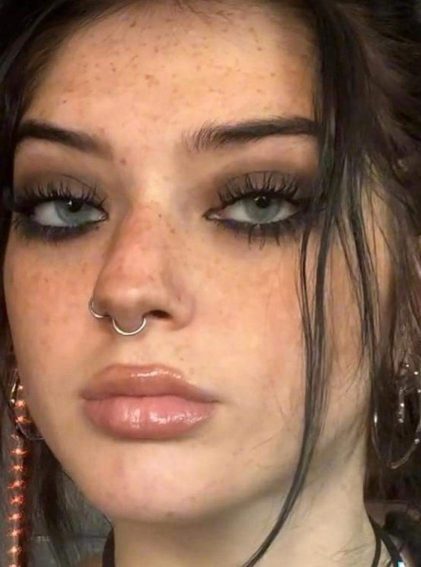 Wie Nennt Man Junge Frauen Die Auf ältere Männer Stehen Wie nennt man diesen Make-Up Look? (Mädchen, Frauen, Aussehen)