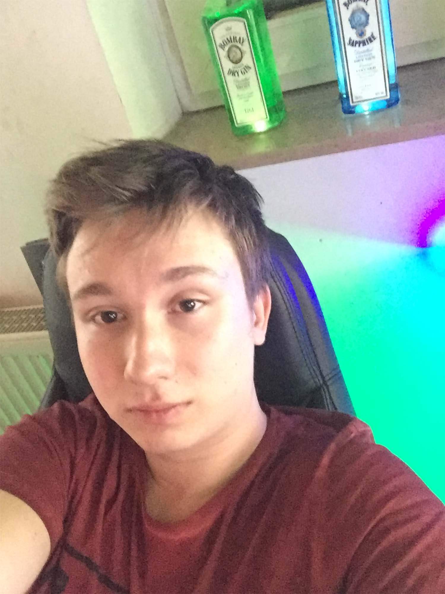 Wie Alt Ist Luvnv Von Tiktok