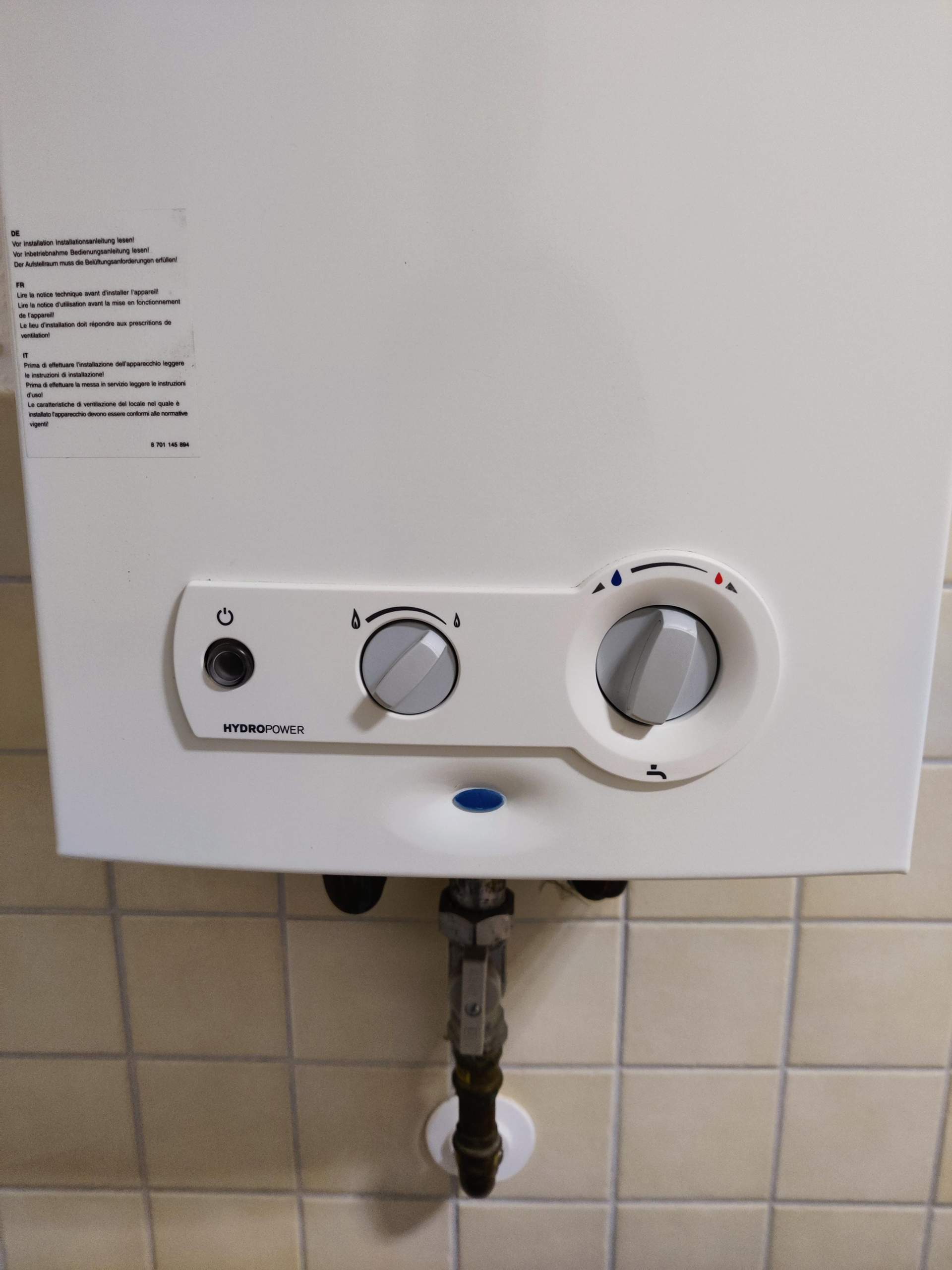 Wie schalte ich diese Junkers Gastherme ein? (Heizung, Heizungsanlage ...