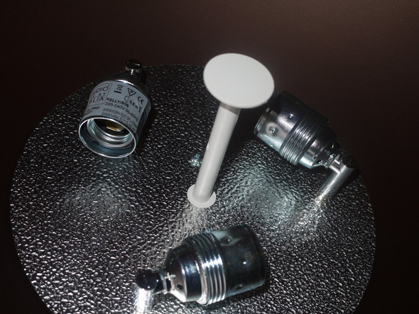 Leuchtmittelanschluss in Leuchte - (Lampe, Anschluss, Stromkabel)