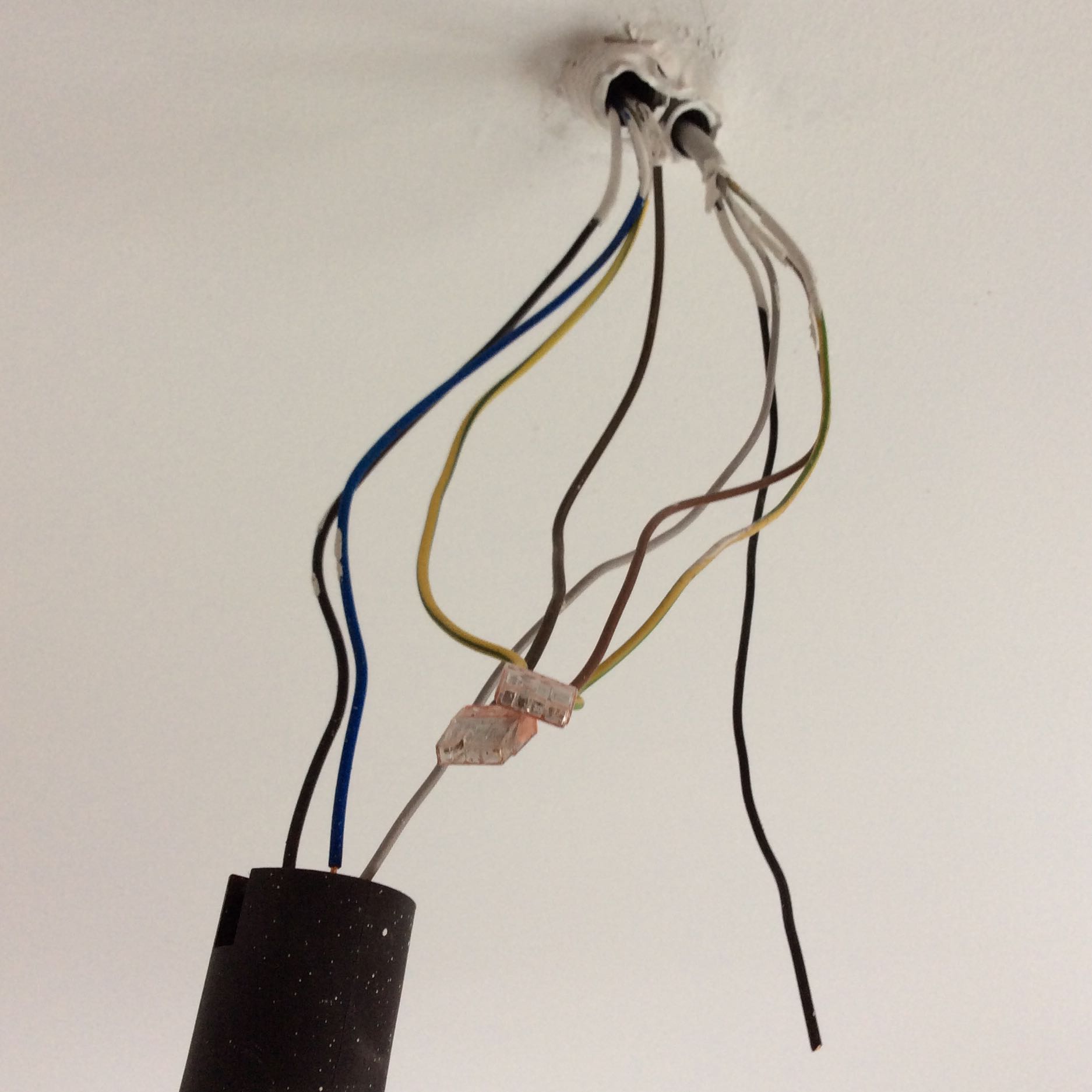 Wie Schliesse Ich Eine Lampe An 8 Kabeln An Montieren Wie Schließe Ich Eine Lampe An